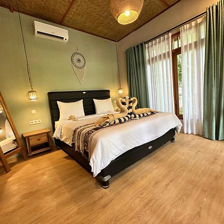 Sunny Rose Bungalows Gili Air - Adults Only Екстериор снимка