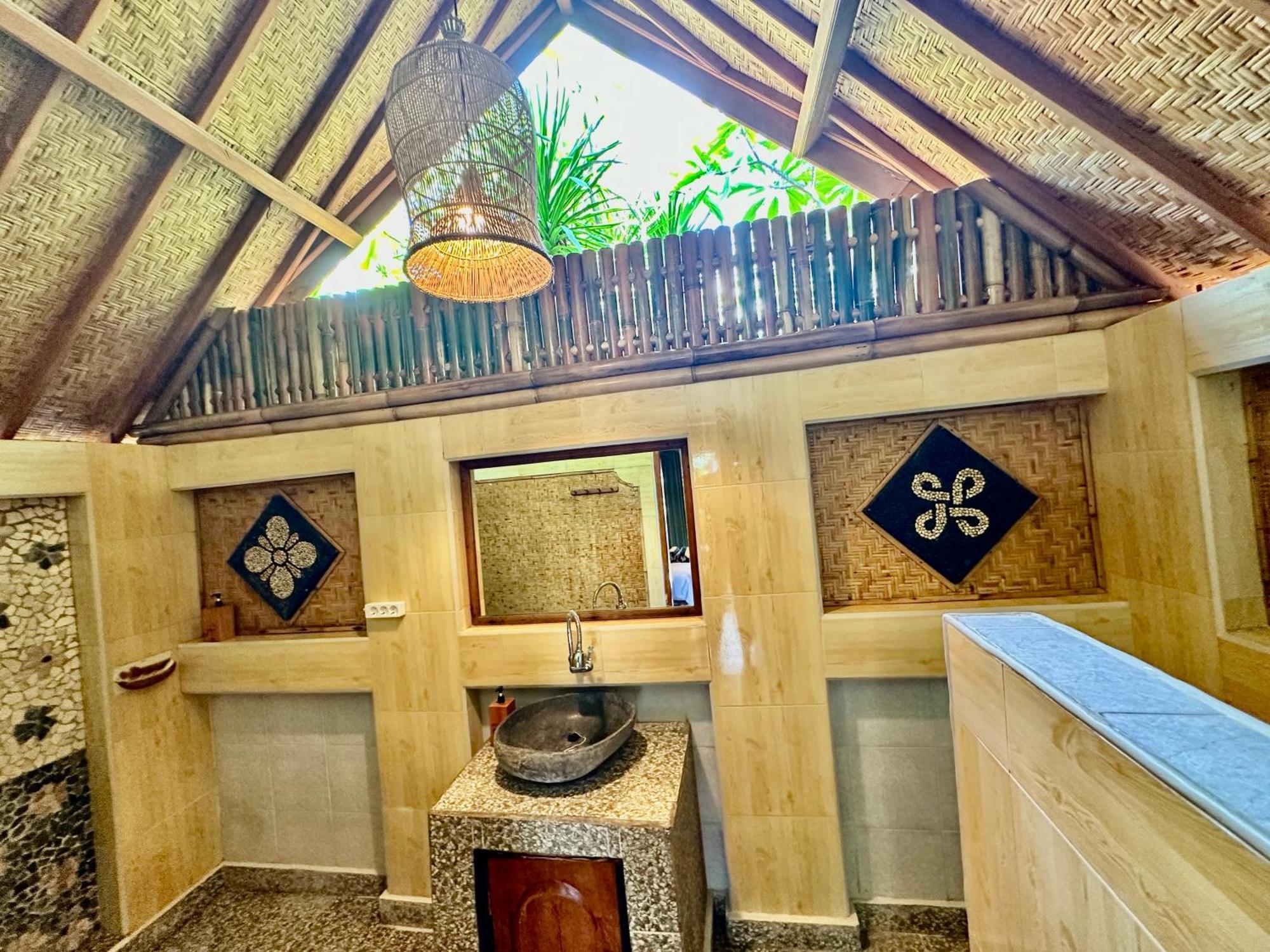 Sunny Rose Bungalows Gili Air - Adults Only Екстериор снимка