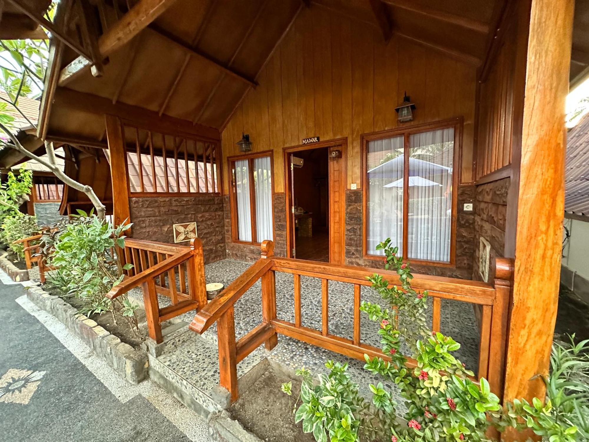 Sunny Rose Bungalows Gili Air - Adults Only Екстериор снимка