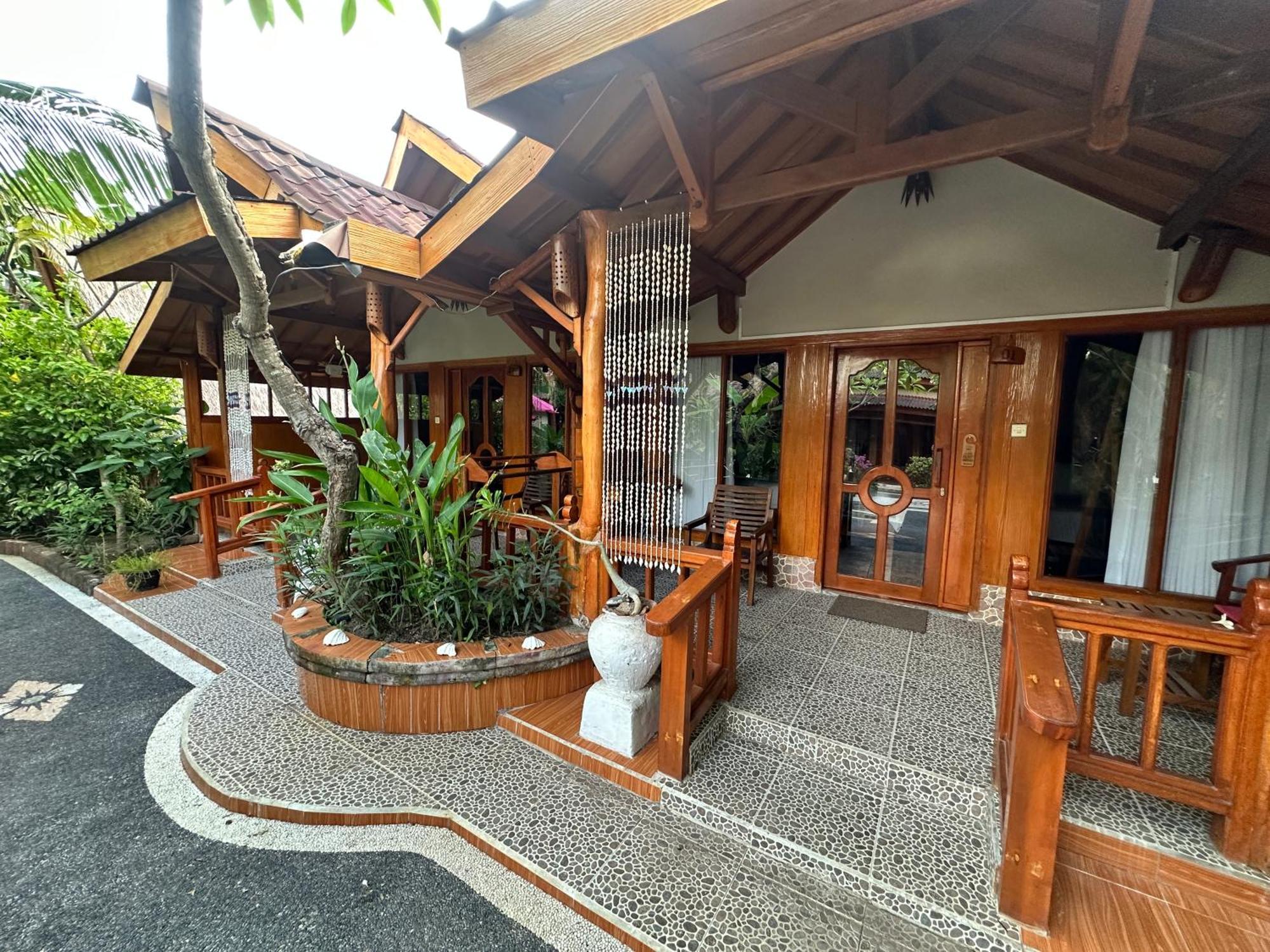 Sunny Rose Bungalows Gili Air - Adults Only Екстериор снимка
