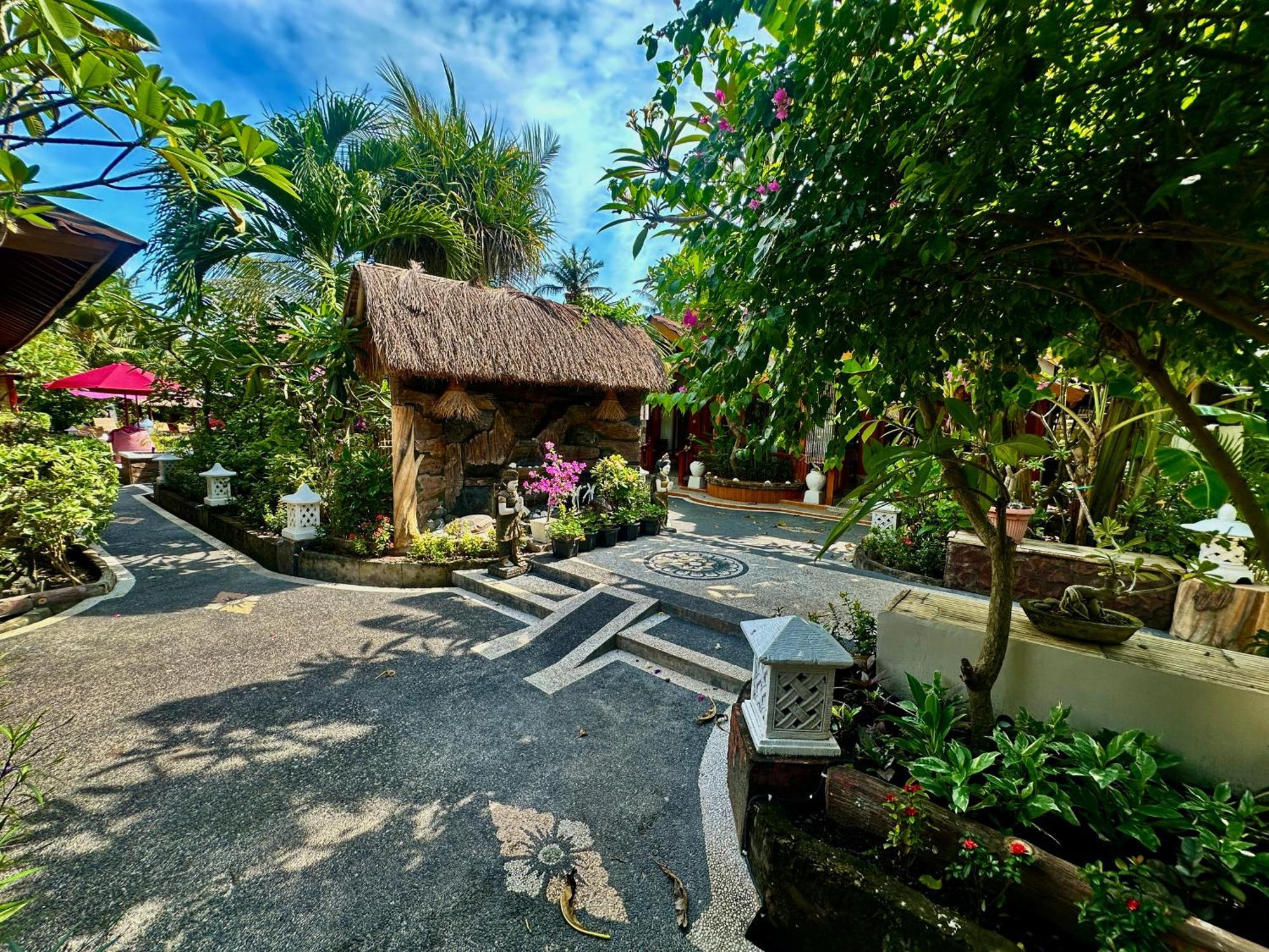 Sunny Rose Bungalows Gili Air - Adults Only Екстериор снимка